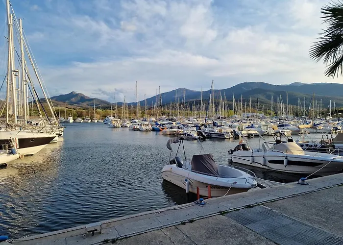Les Mers Du Sud Port *